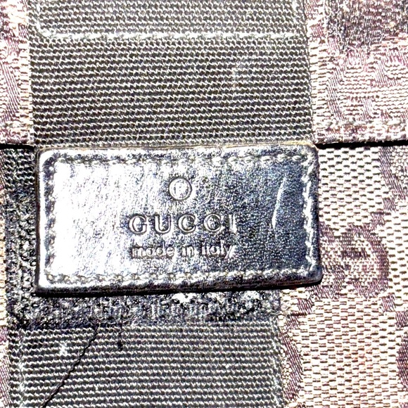 Authentic Gucci Mono Pouch! - Picture 7 of 9